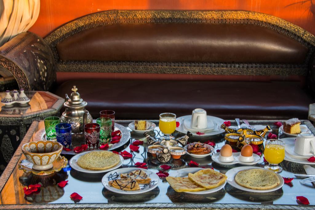 Hotel Amira Et Vacances Marakeş Dış mekan fotoğraf